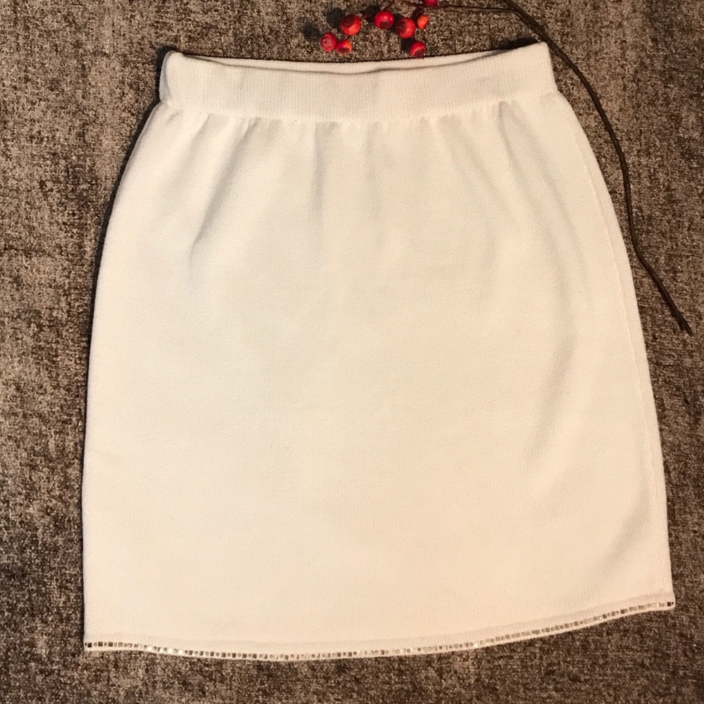 St. John evening knit skirt